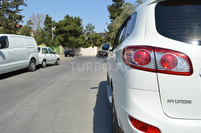 Hyundai Santa Fe 2011, 59,070 km - 2.4 l - Bakı