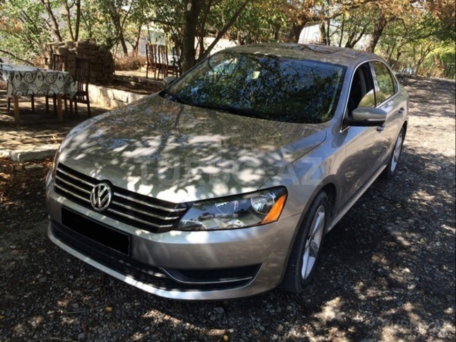 Volkswagen Passat 2013, 27,000 km - 2.5 l - Bakı