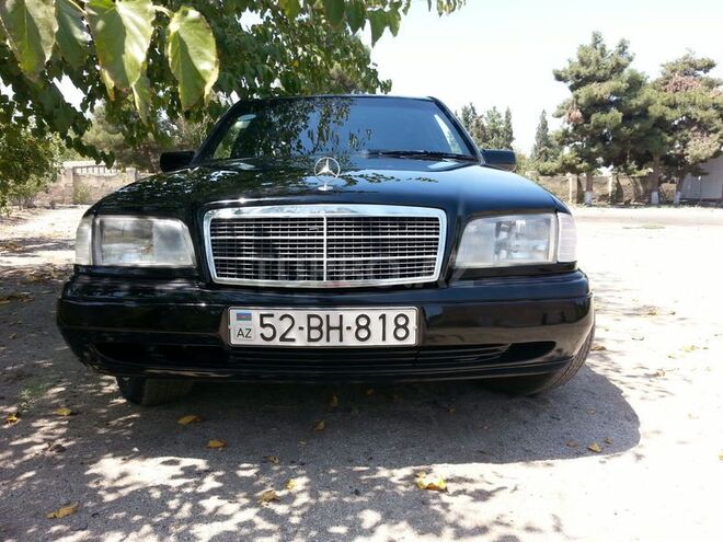 Mercedes C 200 1994, 200,000 km - 2.0 l - Bakı