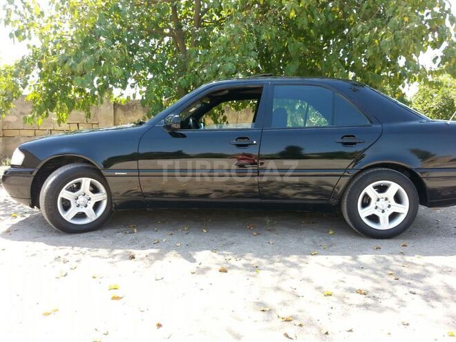 Mercedes C 200 1994, 200,000 km - 2.0 l - Bakı