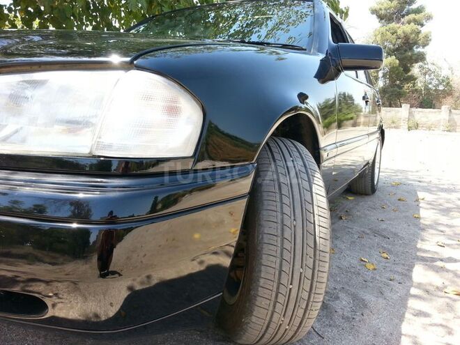 Mercedes C 200 1994, 200,000 km - 2.0 l - Bakı