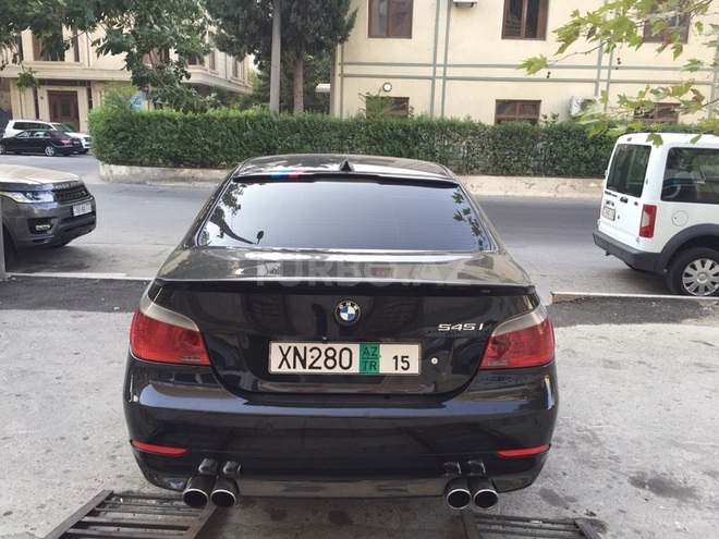 BMW 545 2005, 153,000 km - 4.4 l - Bakı