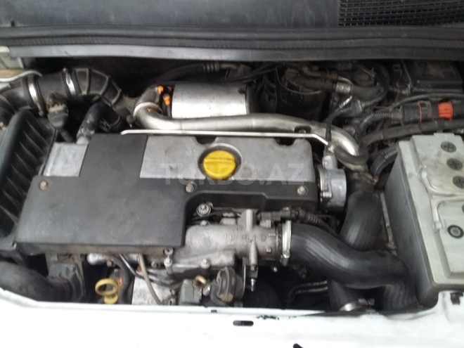 Opel Zafira 2003, 2,110,000 km - 2.0 l - Bakı
