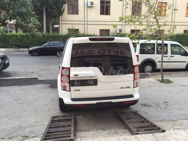 Land Rover Discovery 2012, 90,000 km - 5.0 l - Bakı