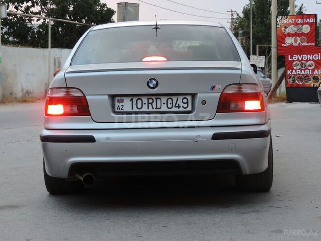 BMW 540 2001, 303,349 km - 4.4 l - Bakı