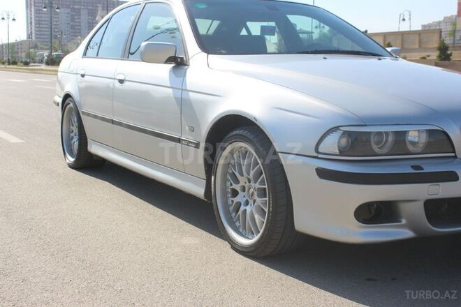BMW 540 2001, 303,349 km - 4.4 l - Bakı