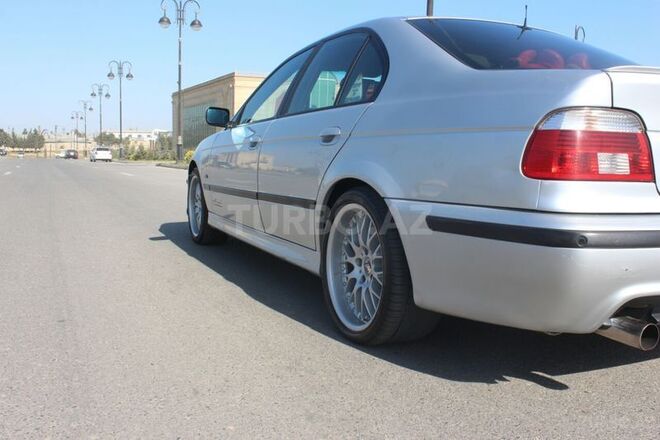 BMW 540 2001, 303,349 km - 4.4 l - Bakı