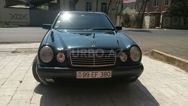 Mercedes E 220 1999, 385,400 km - 2.2 л - Bakı