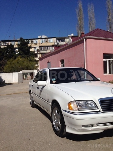 Mercedes C 240 1998, 242,880 km - 2.4 l - Bakı