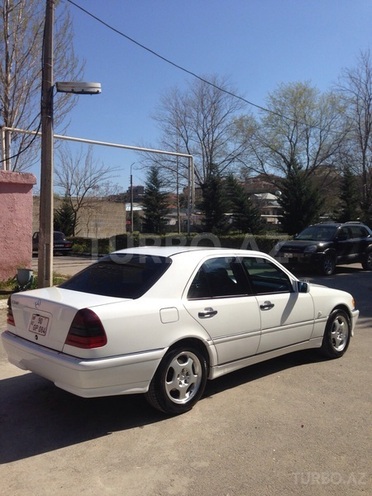 Mercedes C 240 1998, 242,880 km - 2.4 l - Bakı