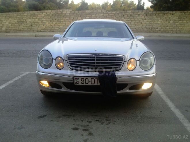 Mercedes E 240 2002, 221,328 km - 2.6 l - Bakı