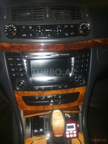 Mercedes E 240 2003, 200,000 km - 0.3 l - Bakı
