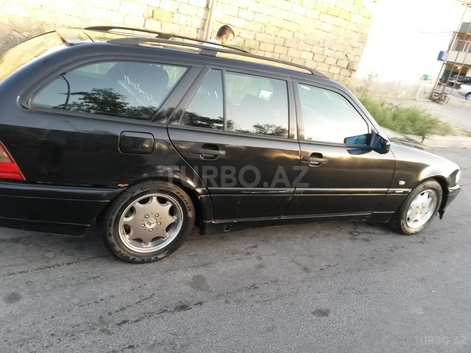 Mercedes C 180 1997, 268,000 km - 1.8 л - Bakı