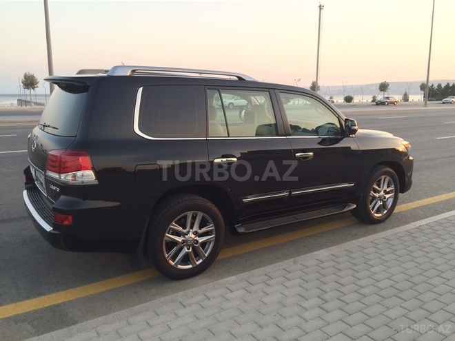 Lexus LX 570 2014, 6,760 km - 5.7 л - Bakı