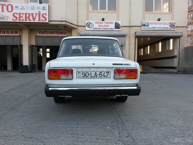 LADA (VAZ) 2107 2011, 980,000 km - 1.6 l - Bakı