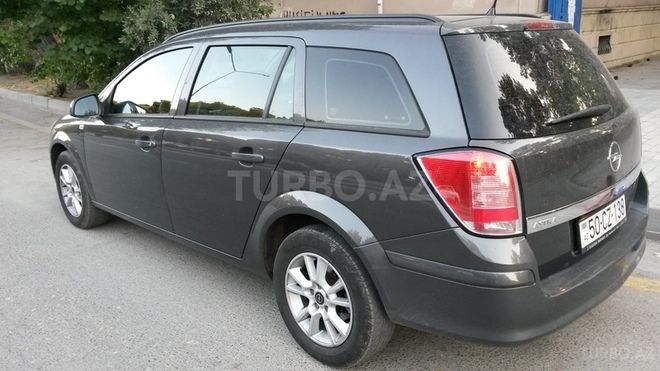 Opel Astra 2011, 90,702 km - 1.6 l - Bakı
