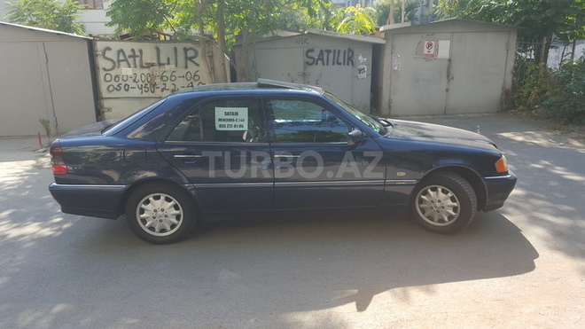 Mercedes C 240 1999, 169,000 km - 2.4 l - Bakı