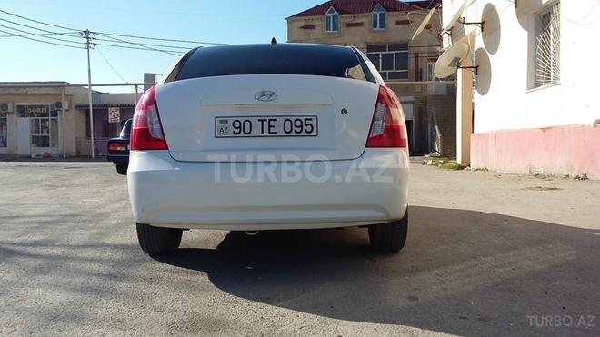 Hyundai Accent 2009, 152,000 km - 1.4 л - Bakı