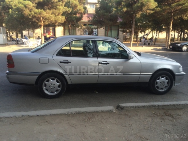 Mercedes C 200 1996, 296,300 km - 2.0 l - Bakı