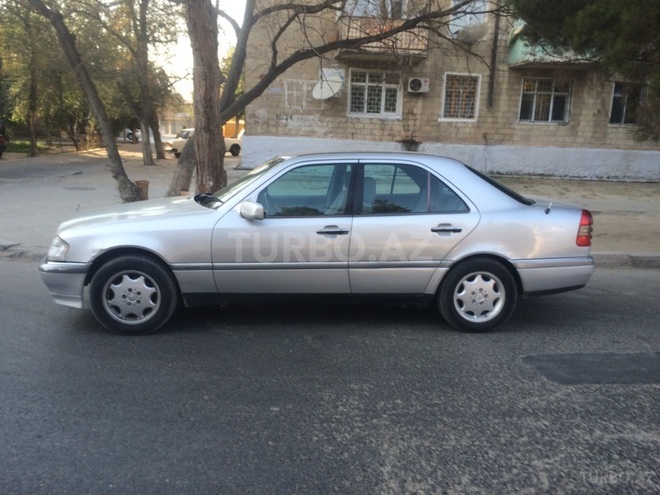 Mercedes C 200 1996, 296,300 km - 2.0 l - Bakı