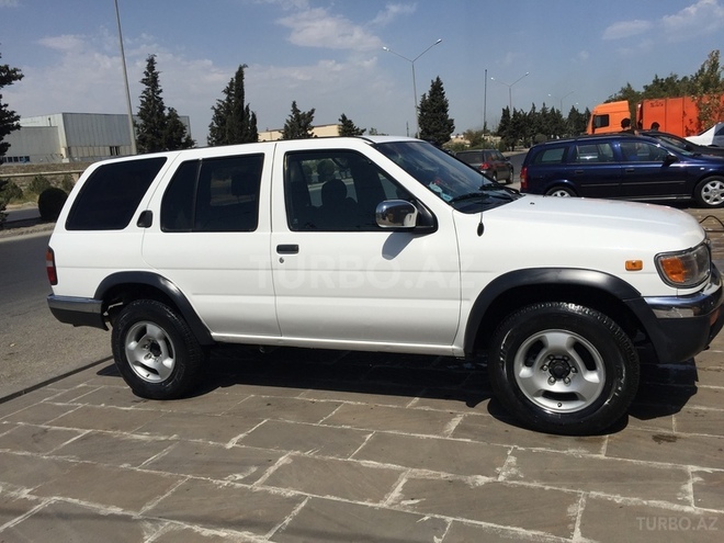 Nissan Pathfinder 2000, 285,000 km - 3.3 l - Bakı