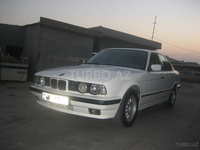 BMW 520 1992, 245,000 km - 2.0 л - Bakı