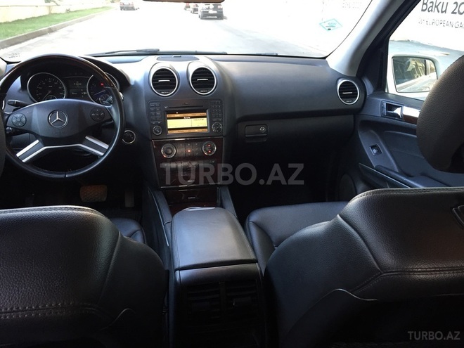 Mercedes ML 350 2010, 108,000 km - 3.5 l - Bakı