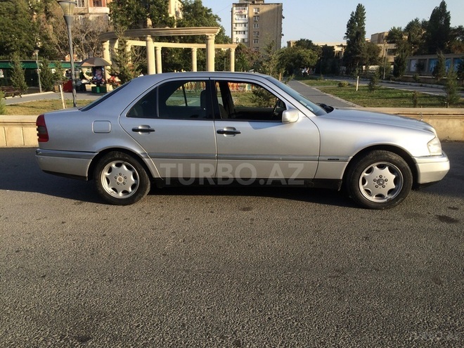 Mercedes C 200 1996, 250,000 km - 1.6 l - Bakı