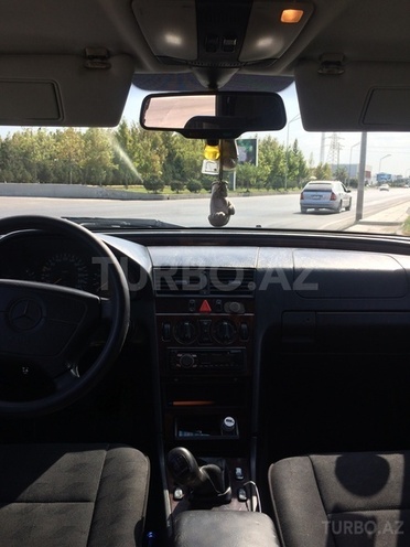 Mercedes C 180 1996, 215,000 km - 1.8 l - Bakı