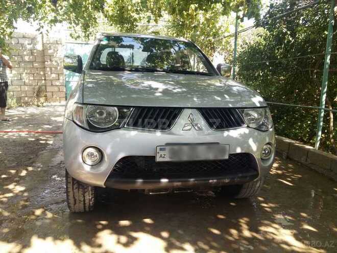 Mitsubishi L200 2009, 88,456 km - 2.5 л - Bakı