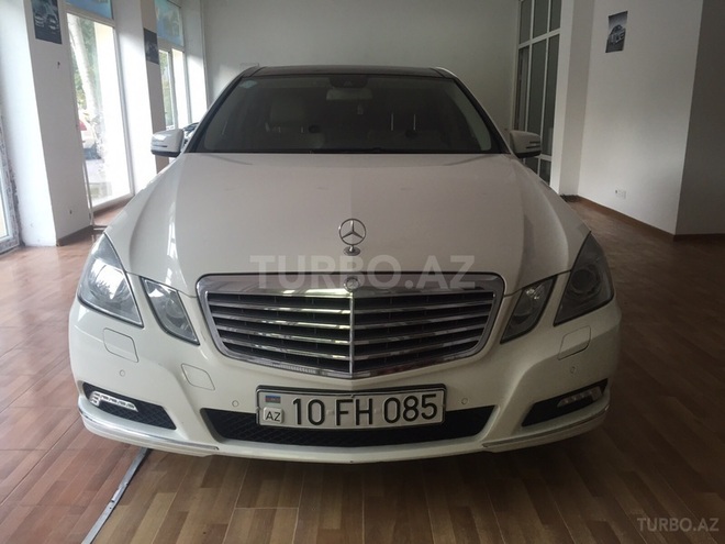 Mercedes E 300 2011, 105,000 km - 3.0 l - Bakı