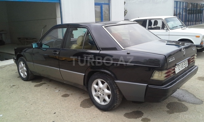 Mercedes 190 1991, 250,000 km - 2.0 л - Bakı