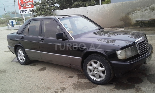 Mercedes 190 1991, 250,000 km - 2.0 л - Bakı