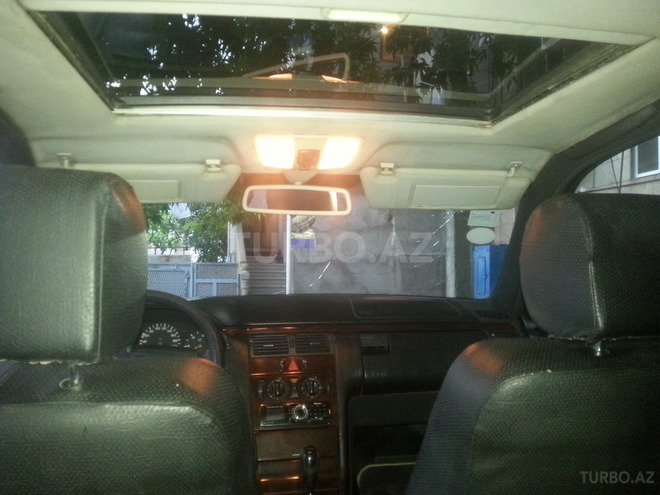 Mercedes E 290 1997, 250,000 km - 2.9 l - Bakı