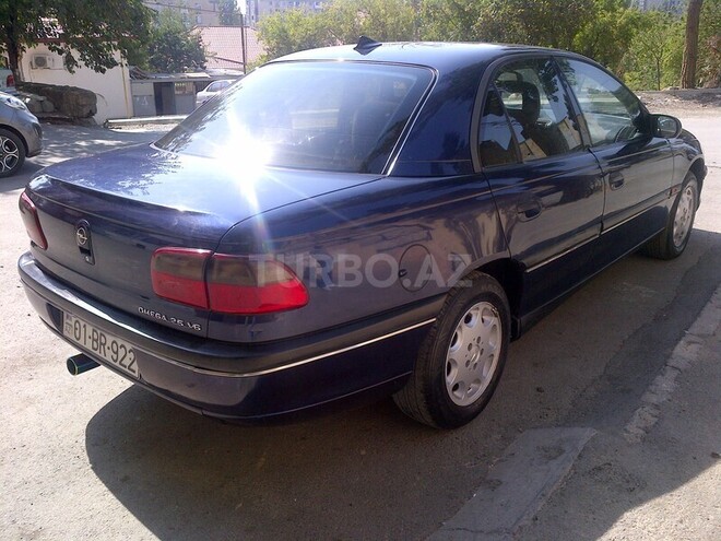 Opel Omega 1996, 250,000 km - 2.5 l - Bakı