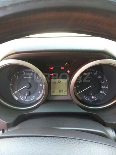 Toyota Prado 2011, 38,000 km - 2.7 l - Bakı