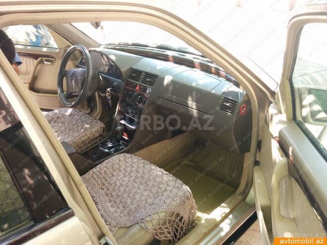 Mercedes C 200 1997, 296,000 km - 2.0 l - Bakı