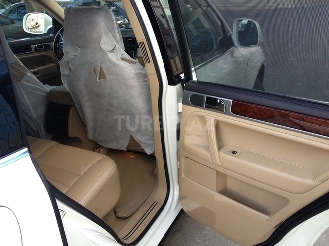 Volkswagen Touareg 2008, 96,000 km - 3.6 l - Bakı