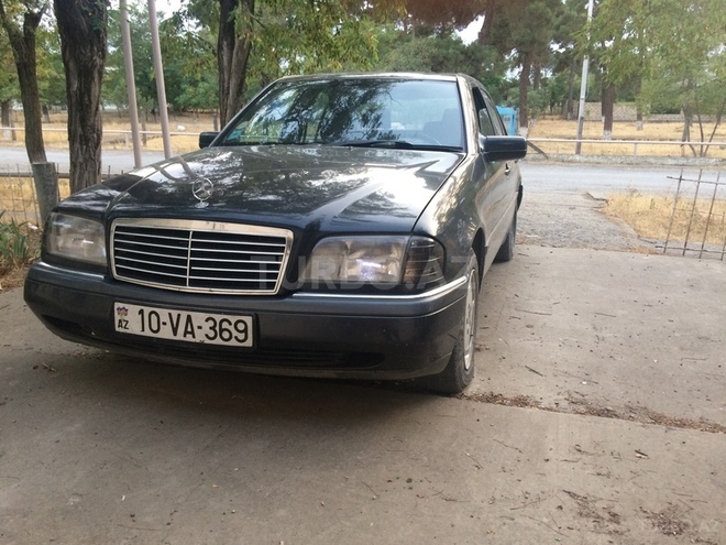 Mercedes C 180 1995, 298,000 km - 1.8 l - Bakı