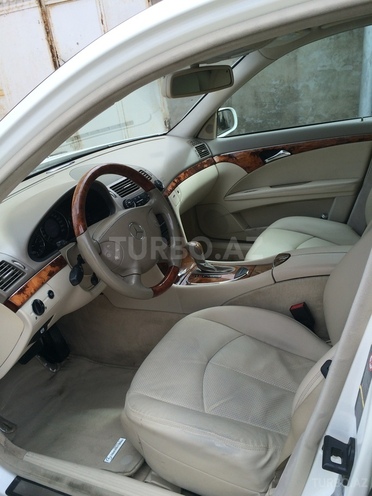 Mercedes E 240 2005, 99,750 km - 2.6 л - Bakı