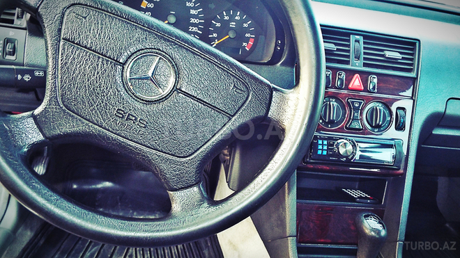 Mercedes C 180 1999, 210,000 km - 1.8 l - Bakı