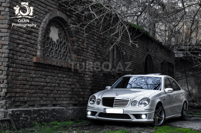 Mercedes E 320 2003, 97,000 km - 3.2 l - Bakı