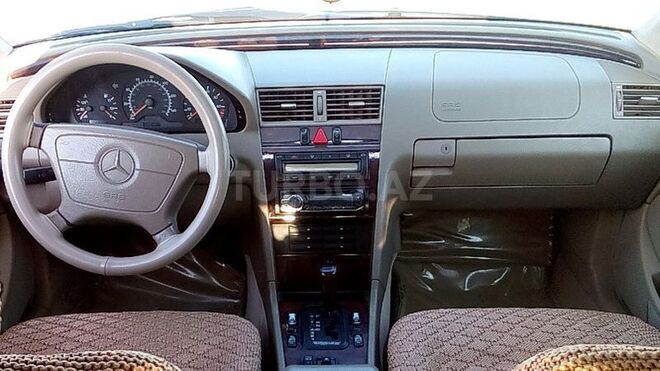 Mercedes C 230 1998, 290,000 km - 2.3 l - Bakı
