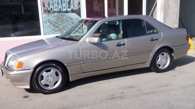 Mercedes C 230 1998, 290,000 km - 2.3 l - Bakı