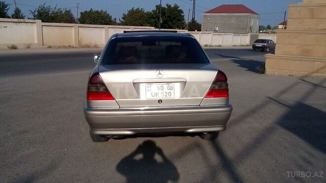Mercedes C 230 1998, 290,000 km - 2.3 l - Bakı