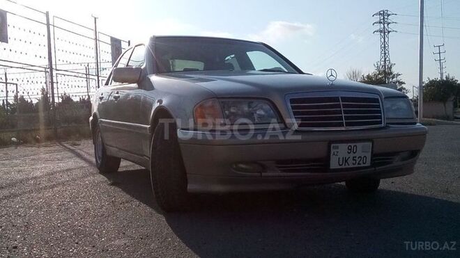 Mercedes C 230 1998, 290,000 km - 2.3 l - Bakı