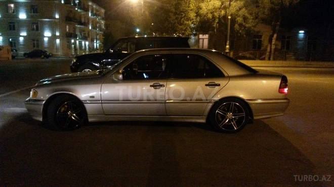 Mercedes C 240 1999, 148,971 km - 2.4 л - Bakı