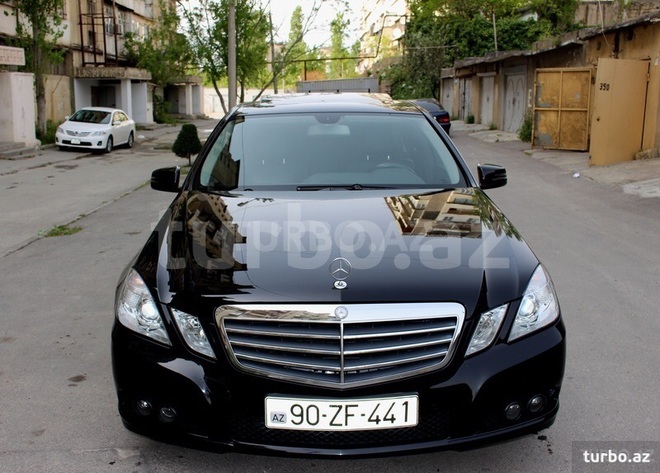 Mercedes E 220 2011, 119,214 km - 2.2 l - Bakı
