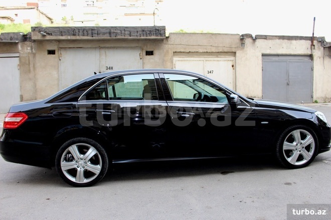 Mercedes E 220 2011, 119,214 km - 2.2 l - Bakı