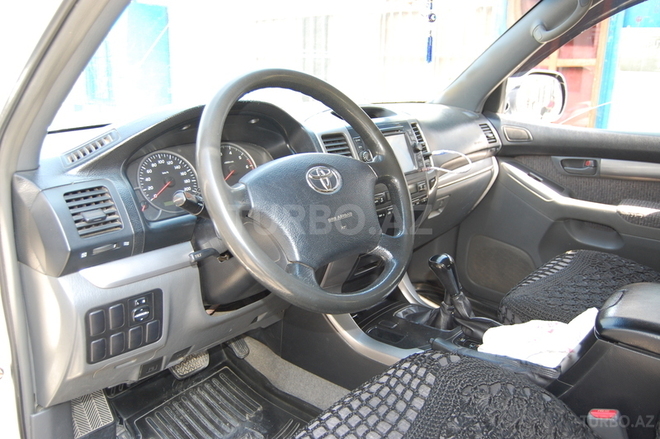 Toyota Prado 2004, 1,700,000 km - 2.7 l - Bakı